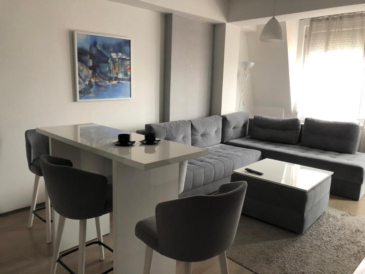 Cozy Apartment In The City Center Skopie Exterior foto